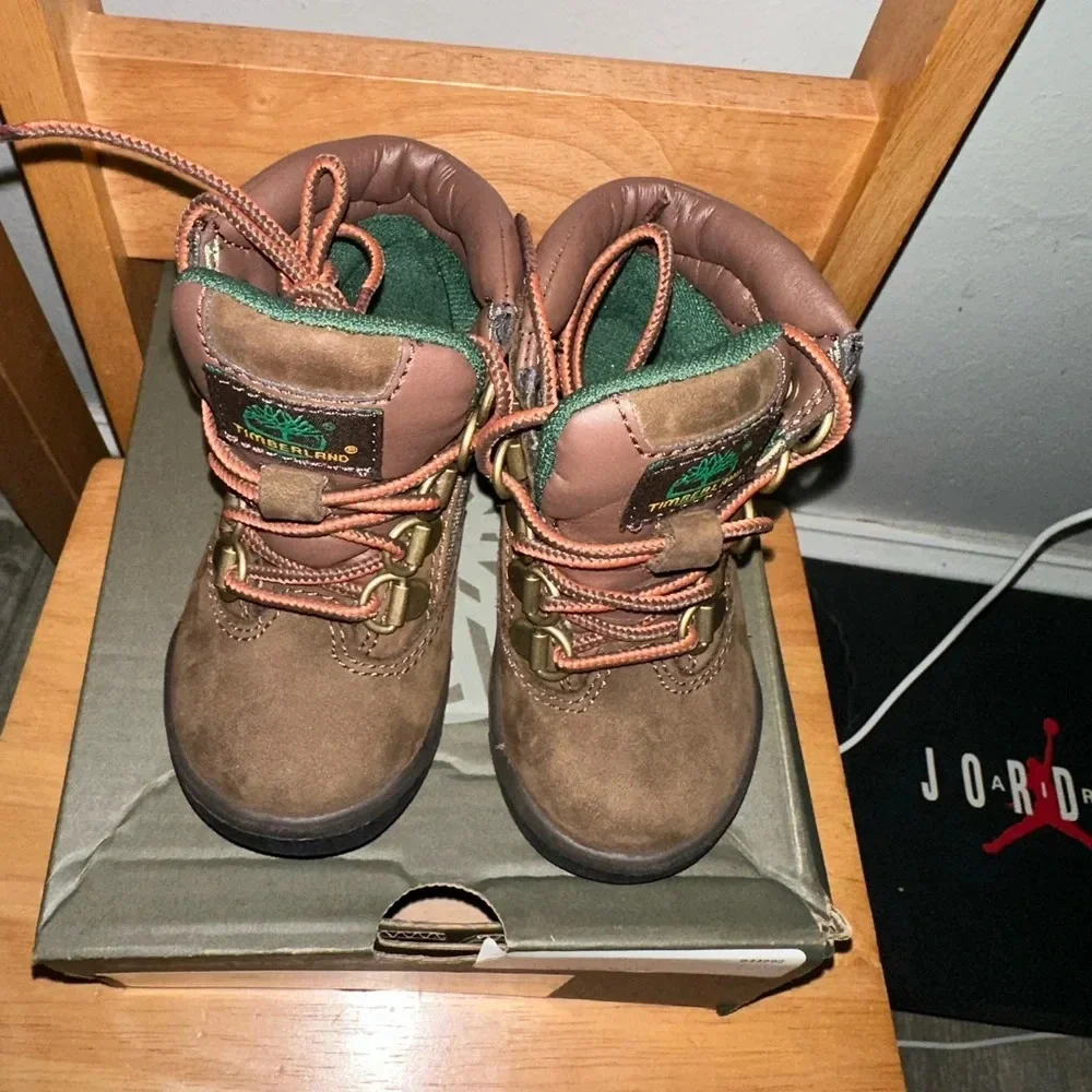 Timberland/ beef and broccoli - Picture 4 of 4